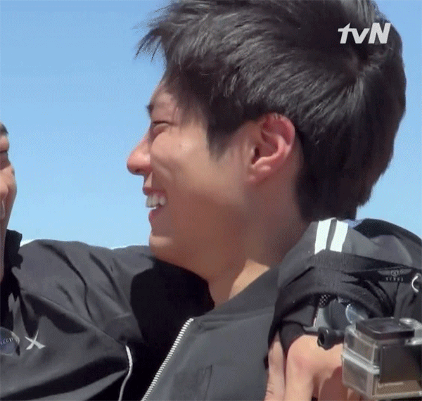 박보검 뮤뱅 출근길 + | 인스티즈