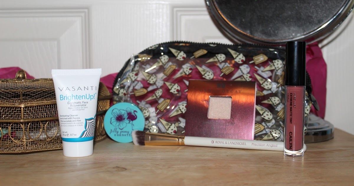 What's in my Glam Bag? (May 2017)