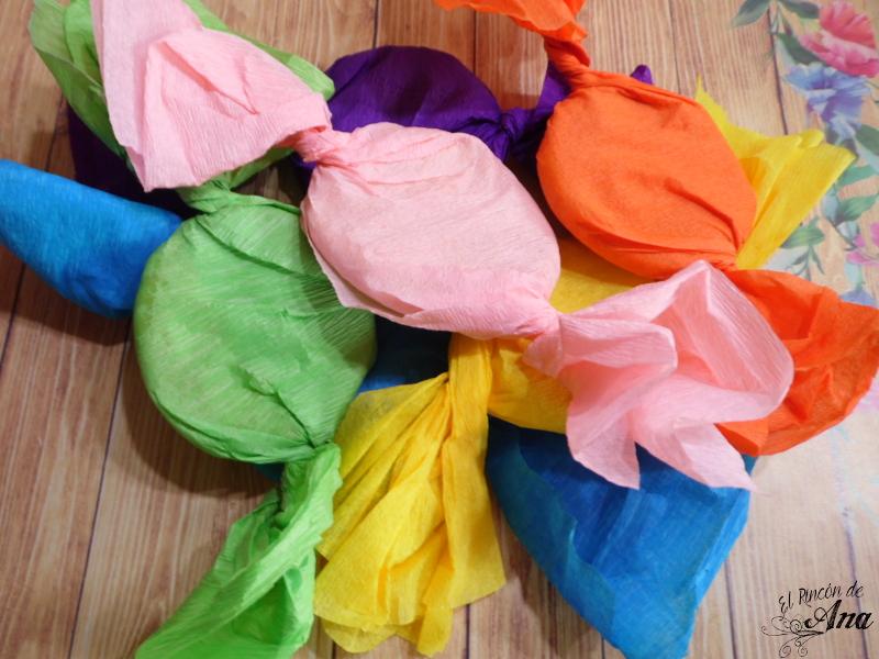 Chocolate caliente y gorditas de nata (crema de leche)