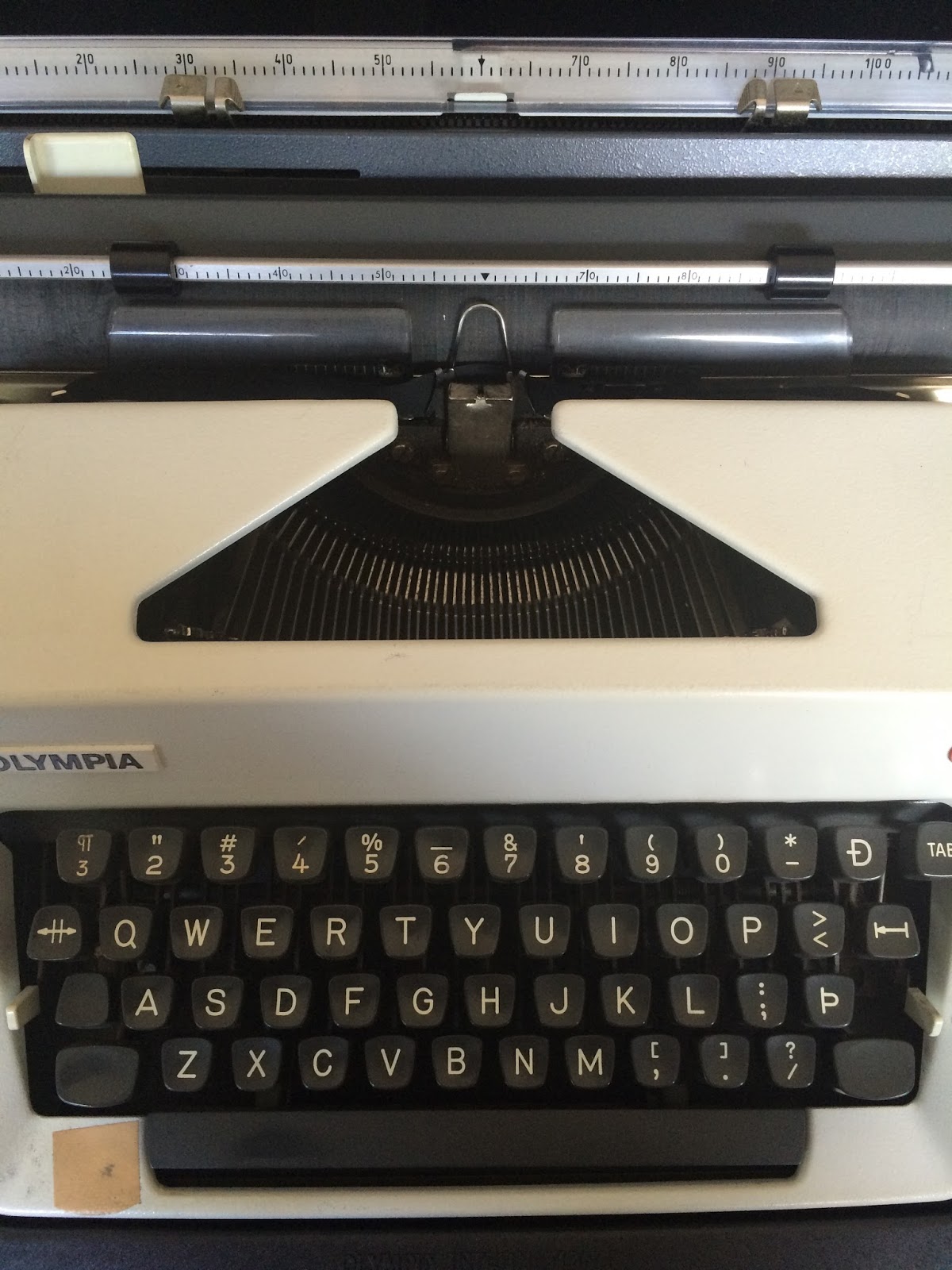 Life in a Typewriter Shop Does Anyone Type In Middle English Anymore