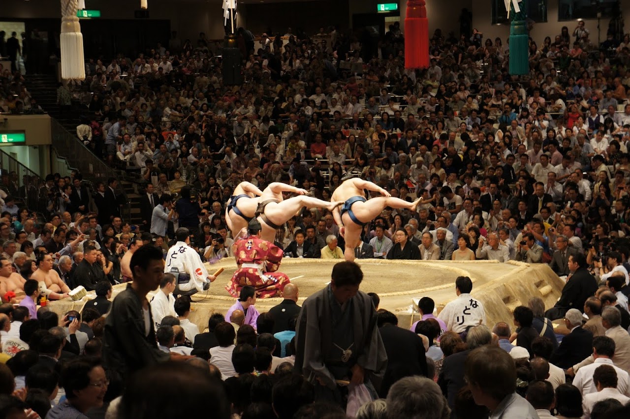 Living With My Puppies 大相撲 千秋楽 行ってきました