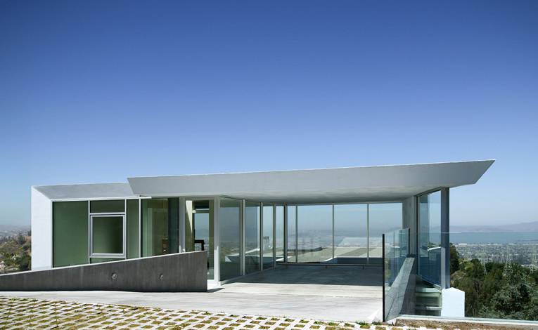 ATT225660-705792.jpg