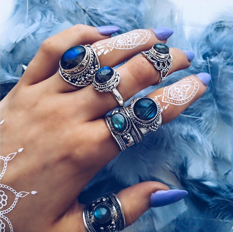 6 amazing moon jewellery for ladies Ladies Fashionz