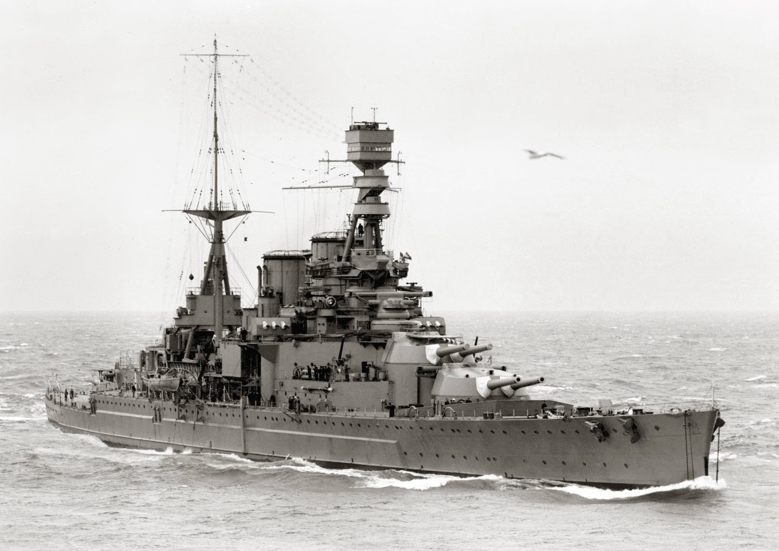 Naval Analyses: INFOGRAPHICS #22: HMS Repulse battlecruiser of the Royal  Ravy