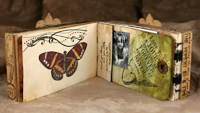 Kay's Keepsakes: Wood Collage Box Mini Albums