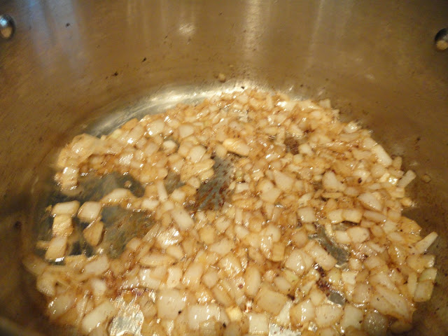 Gluten-Free-Thick-Clam-Chowder-Caramelieze-Onion.jpg