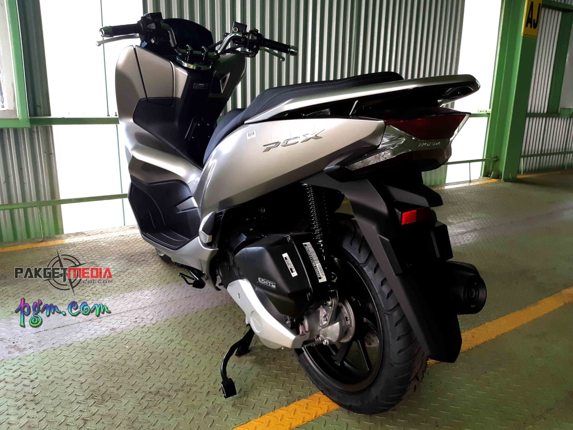 Populer Gambar Modifikasi Pcx Merah Doff Keren | Modifikasi Motor Beat