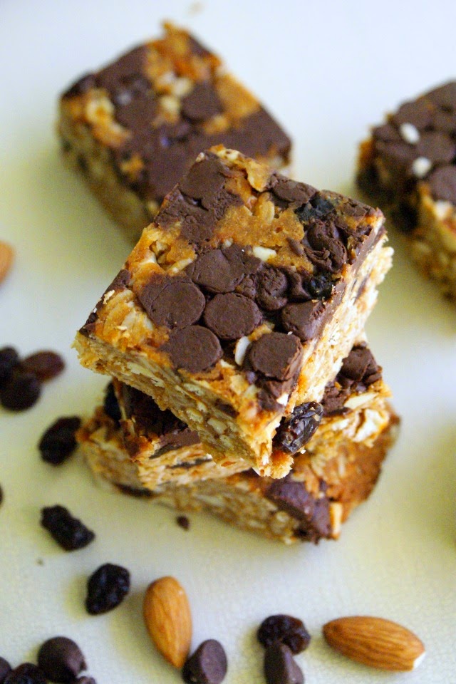Sweet and Salty Trail Mix Bars | thetwobiteclub.com