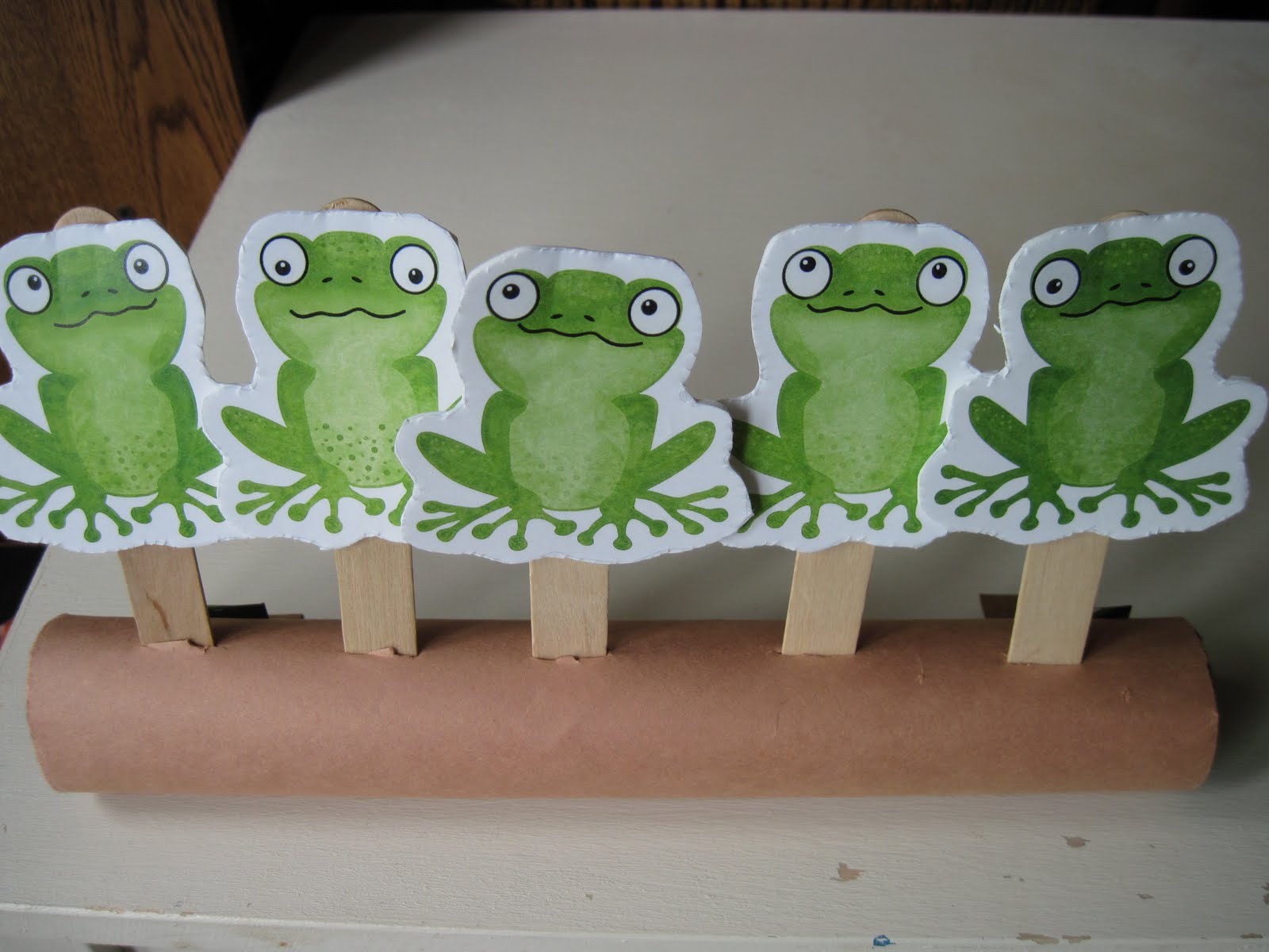 kids-matter-tuesday-teachings-five-green-and-speckled-frogs