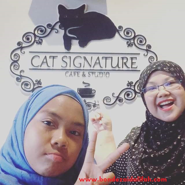 CAT SIGNATURE CAFE & STUDIO