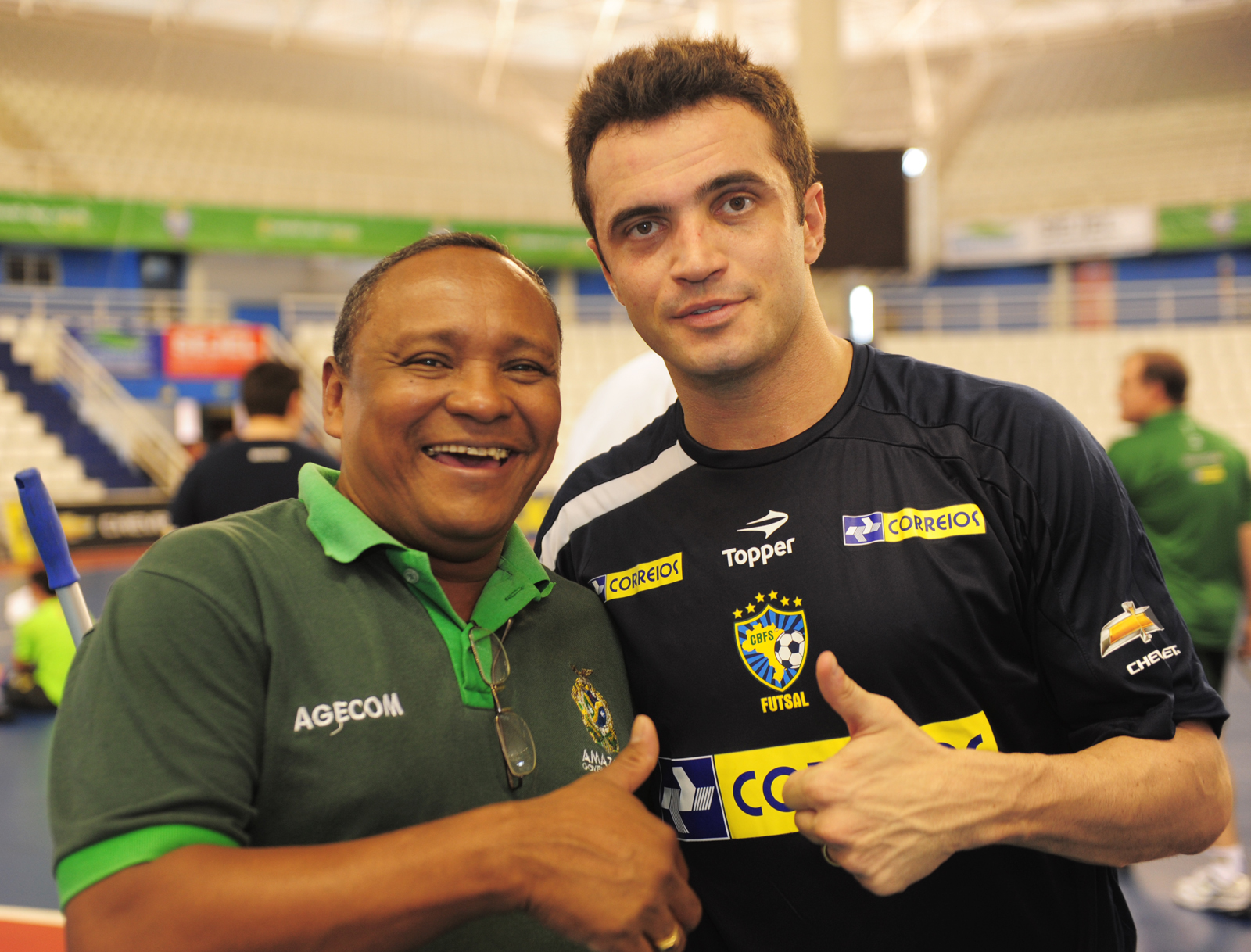ALFREDO FERNANDES SELEÇÃO BRASILEIRA DE FUTSAL CHEGA COM FALCÃO E CIA