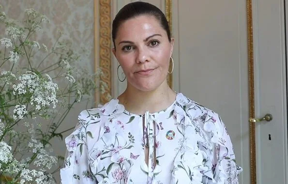 Crown Princess Victoria wore a new floral dress by Giambattista Valli. Crown Princess Victoria wore Giambattista Valli floral midi dress