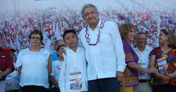 ‘Niño diputado’ que criticó corrupción de Borge, acompaña a AMLO