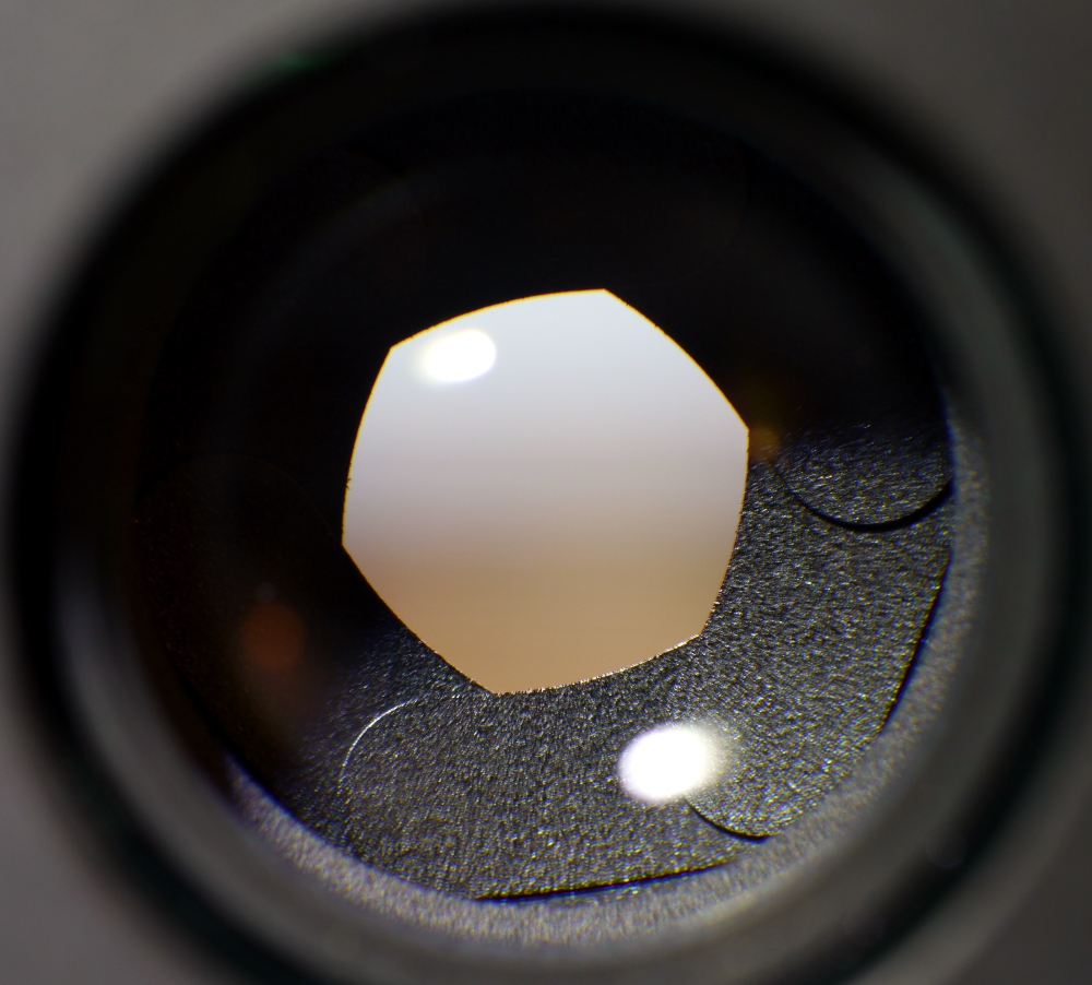 Micro 4/3rds Photography: Number of aperture blades