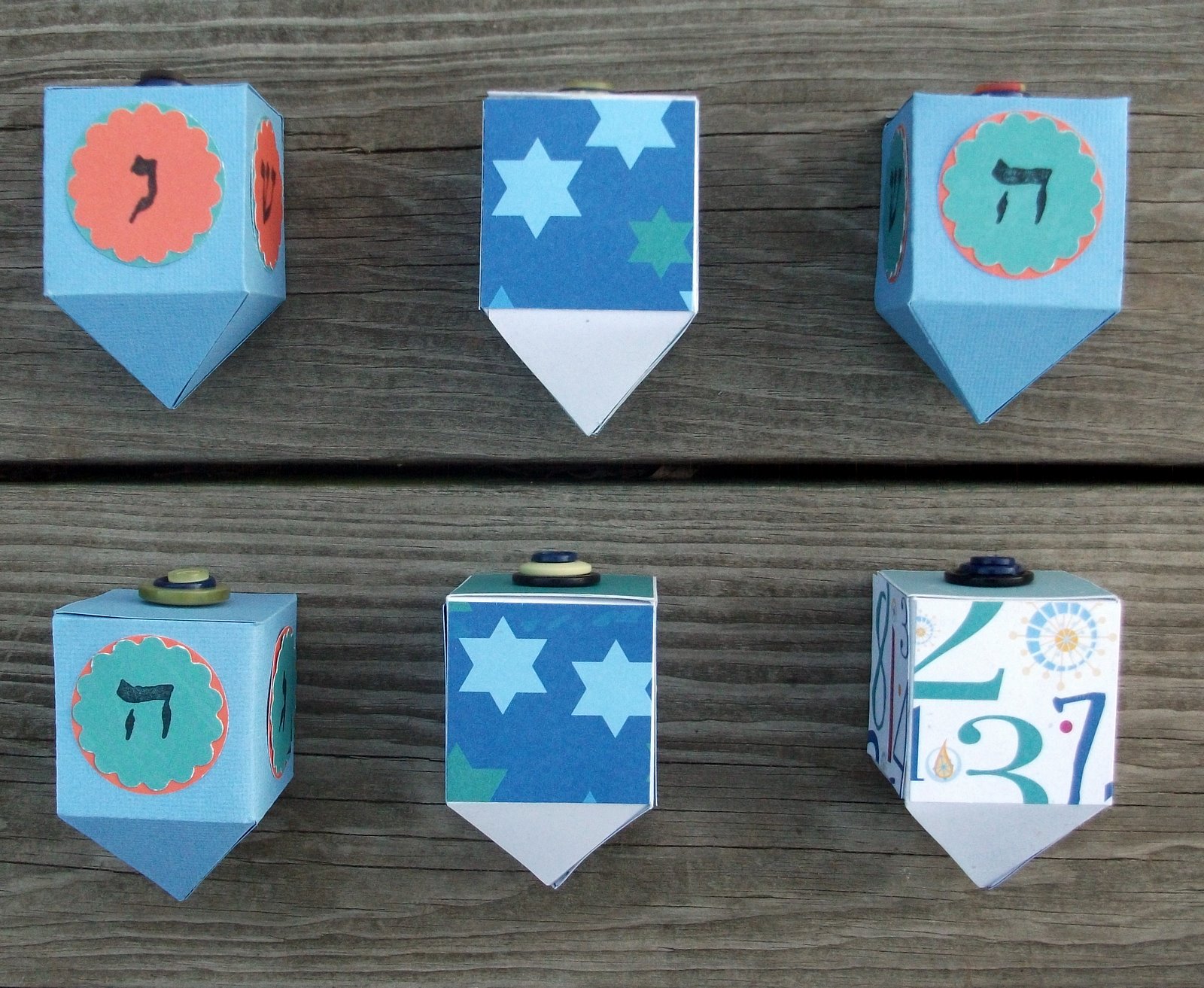 crafting-jewish-style-paper-dreidels-for-hanukkah