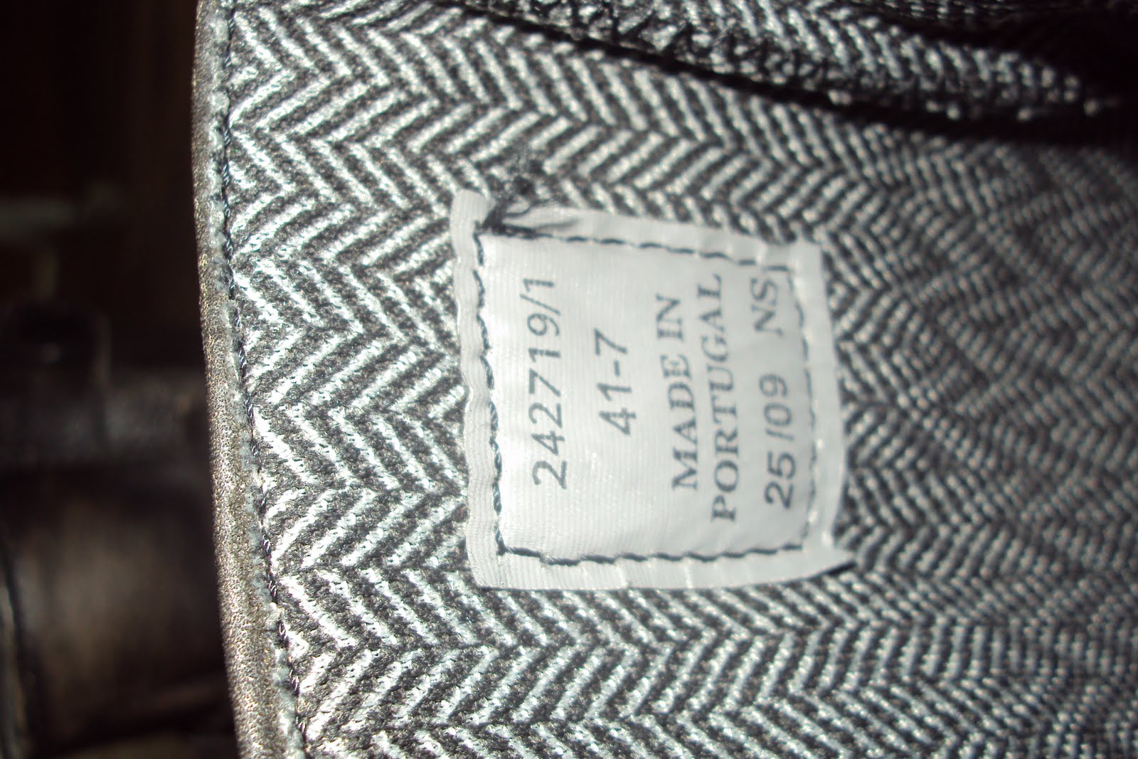nushu shoes
