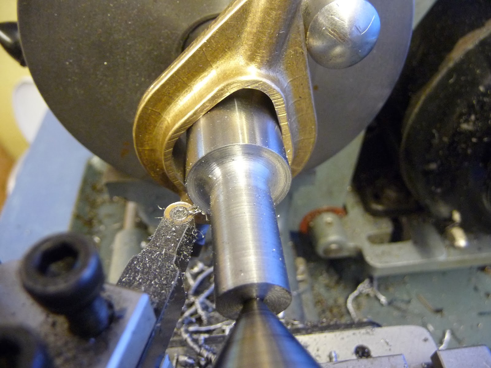 Geared Facile: February 2014
