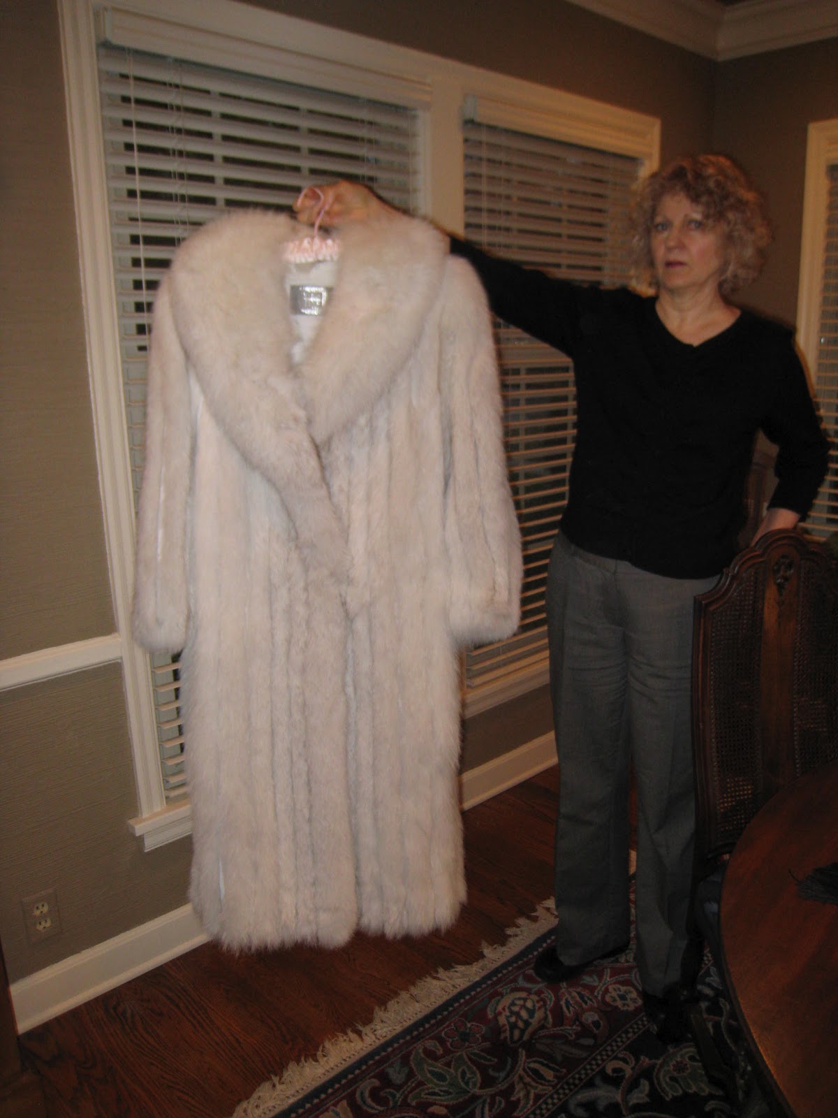 La Fourrure Dutch Mature Women Love So Much Fur Coat