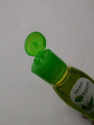 Garnier Pure Active Neem Tulsi High Foaming Face Wash