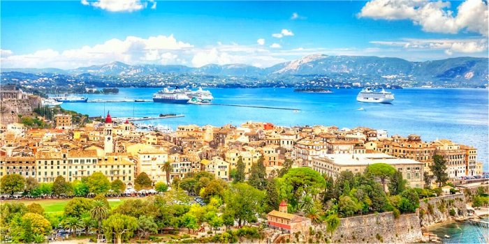 La città di Corfù, Grecia