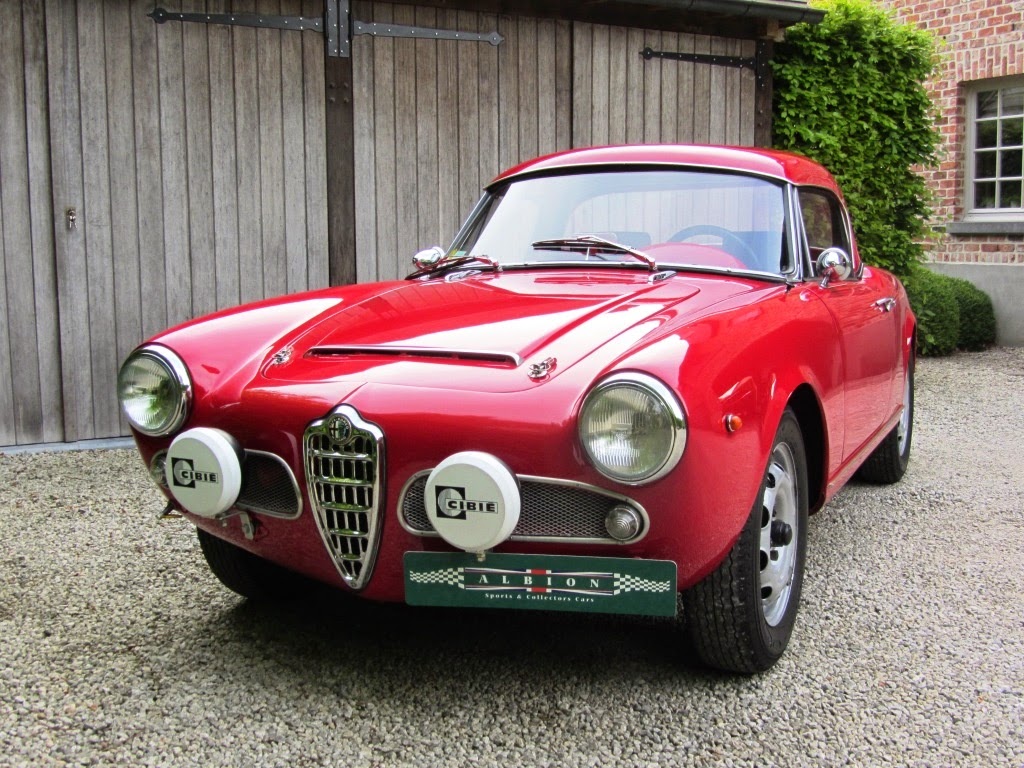 Alfa Romeo Giulietta ретро