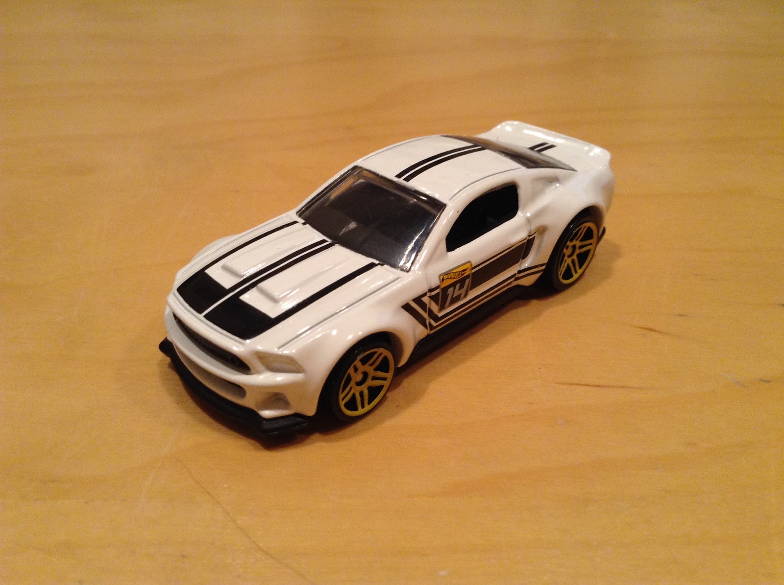 2014 custom mustang hot wheels