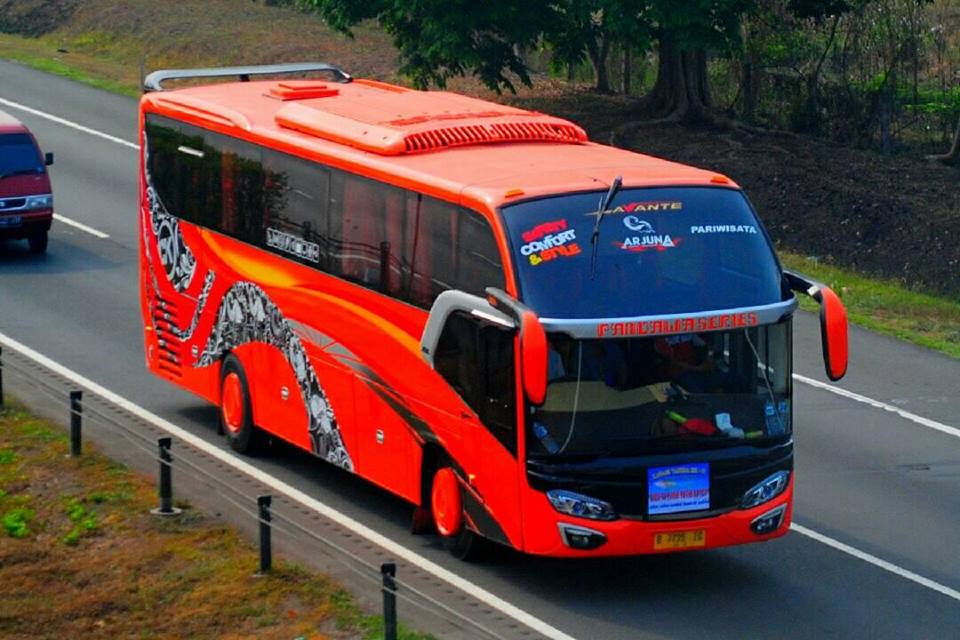 Cipta Trans: Mengarungi Jalan Raya dengan Sentuhan Kenyamanan dan Keamanan