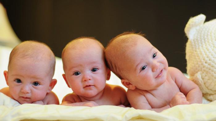 8 Tanda Hamil Bayi Kembar  Gentur Rodhi Ahmad