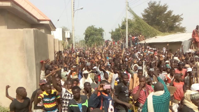 1a Photos: Over 3000 IDPs and refugees return to Damasak community in Borno state