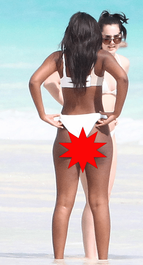 Barack Obama's 17-Year-old Daughter, Sasha Wears An 'INAPPROPRIATE' Bikini On Beach (PHOTOS) %Post Title