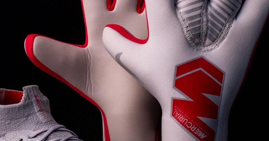 touch elite goalkeeper gloves