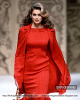 hot pics cindy crawford, fiery image cindy crawford in red wear while walking on ramp