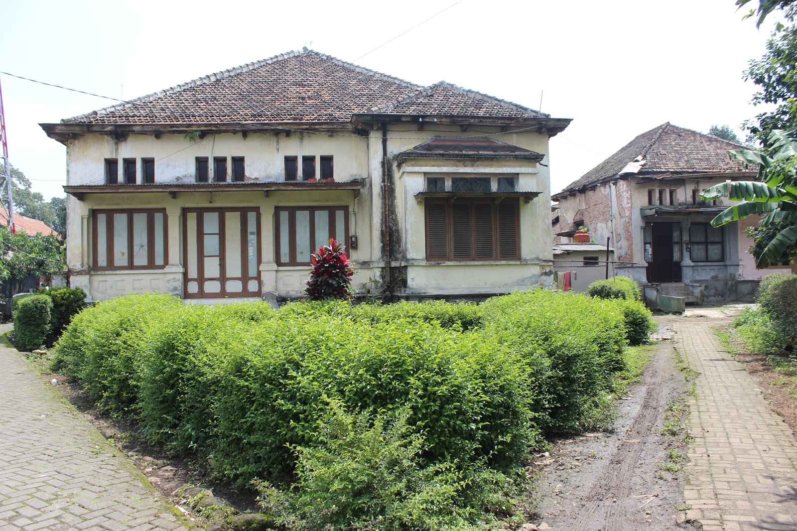 Uncle Seronok Tjimahi Heritage Cimahi Sebagai Kota Wisata Uncle Seronok Tjimahi Heritage Cimahi Sebagai Kota Wisata