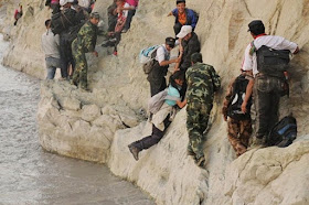 أخطر الطرق التي يسلكها الطلاب إلى مدارسهم في العالم