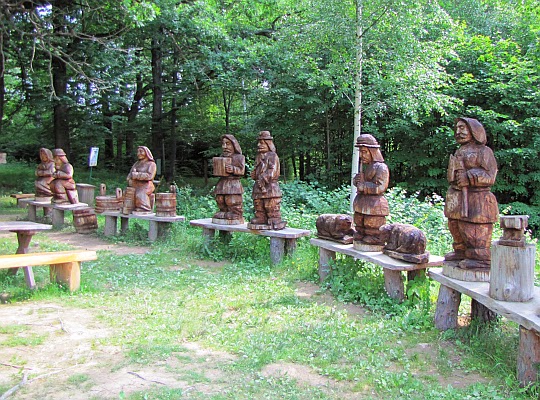 Wołtuszowa. Rzeźby Łemków. Wołtuszowa. Rzeźby Łemków.
