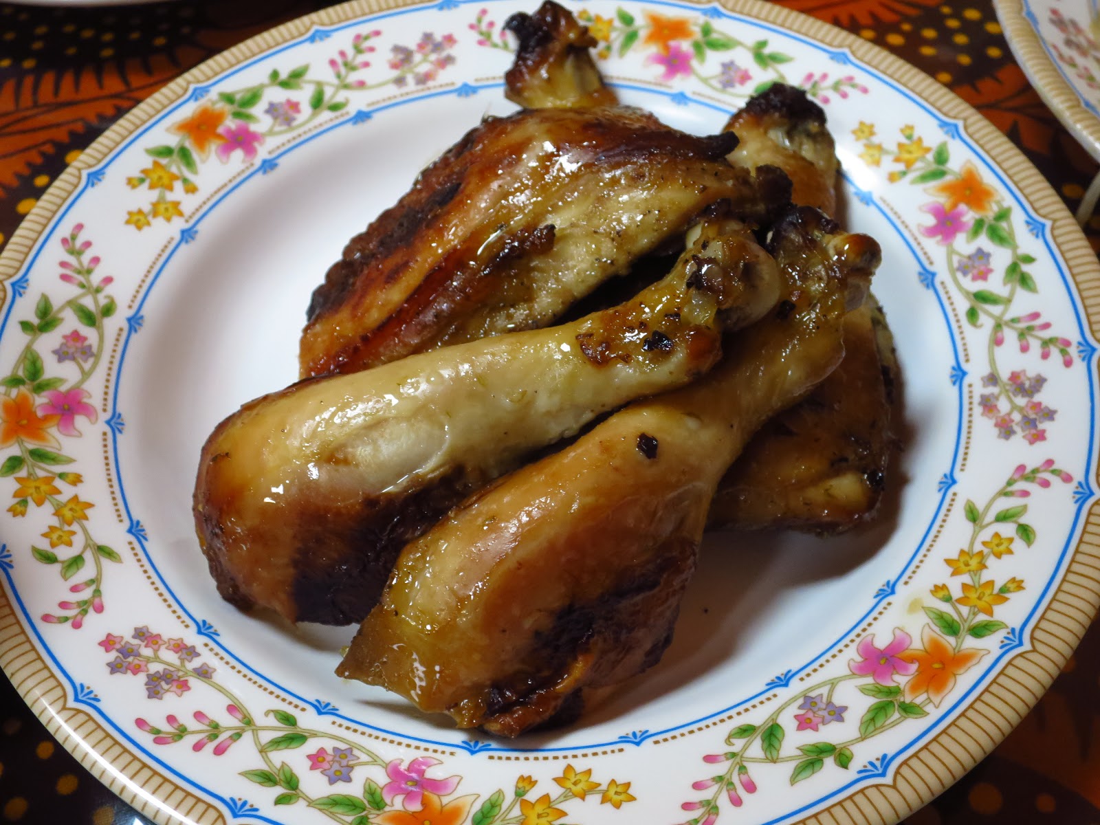 Smokin' Chokin' and Chowing with the King Ghin Khao Eat Rice