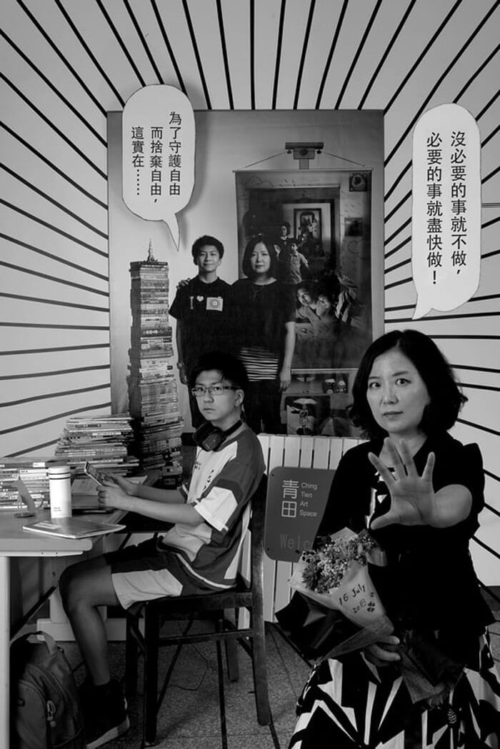 Mother Spends 17 Years Capturing Her Son Growing Up, And The Result Is Powerful Mother Spends 17 Years Capturing Her Son Growing Up, And The Result Is Powerful