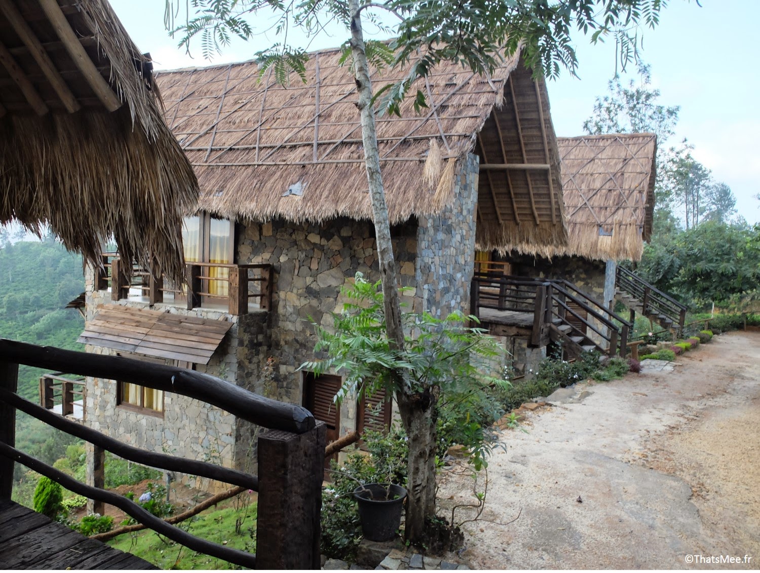 bungalow hutte bois sauvage nature 98 acres resort hotel Ella Sri-Lanka