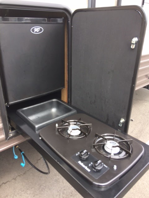 Grey Wolf 26dbh Outdoor Kitchen