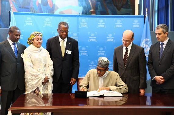 Photos: Pres. Buhari Signs Paris Agreement On Climate Change