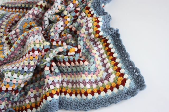 variegated yarn granny square blanket - Google Search  Granny square  crochet pattern, Crochet patterns free beginner, Crochet squares