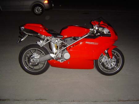 Topest IN: Ducati