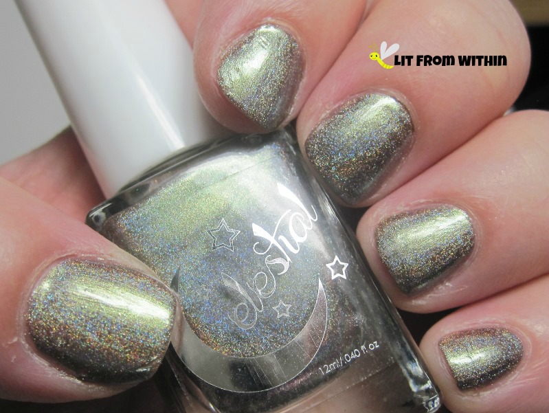 Celestial Cosmetics Meteoroid, a multichrome holo that morphs between gold and green and bronze