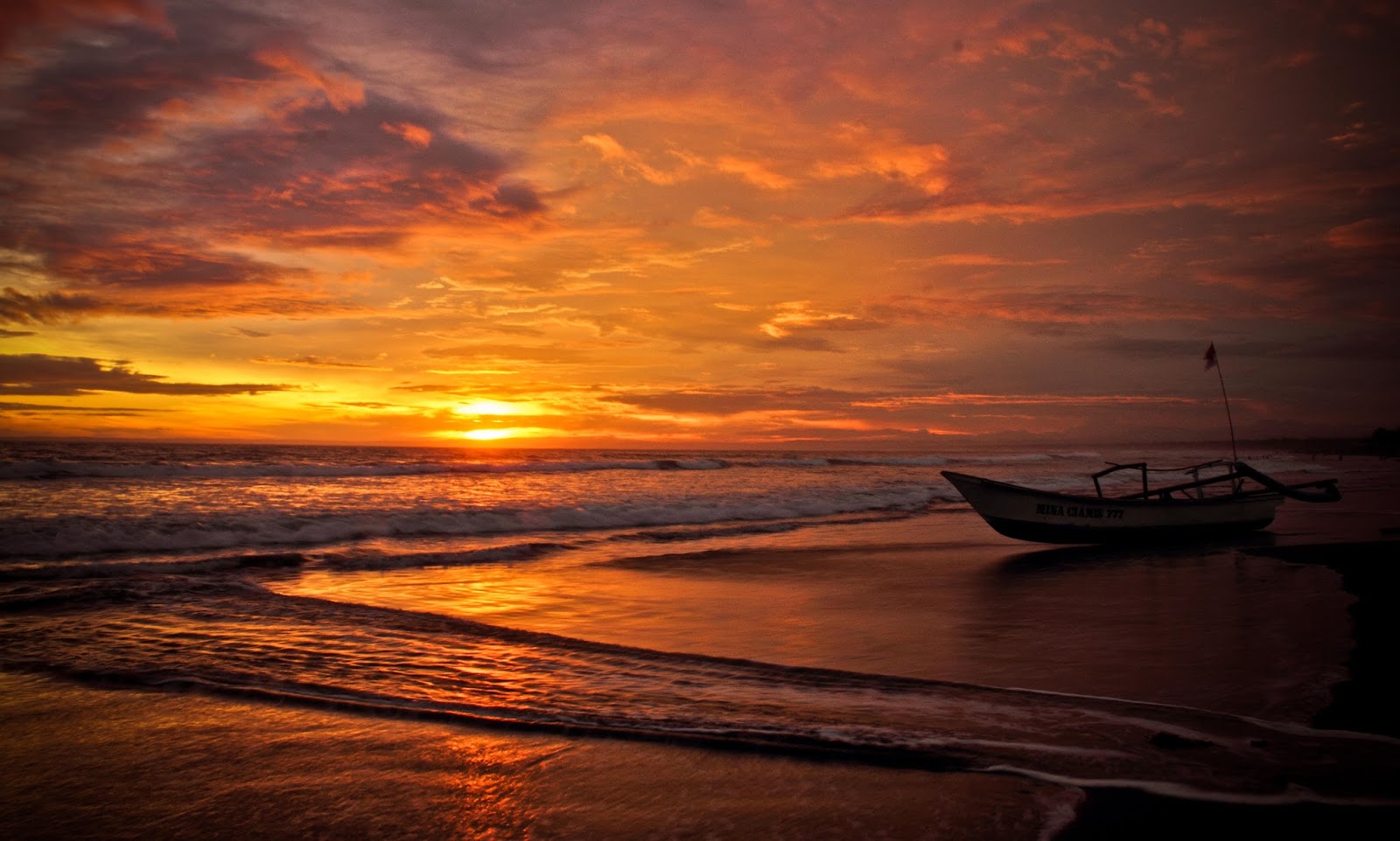 Hujan Kata Puisi Senja Dan Laut