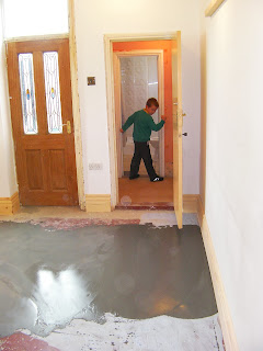 covering concrete in latex screed