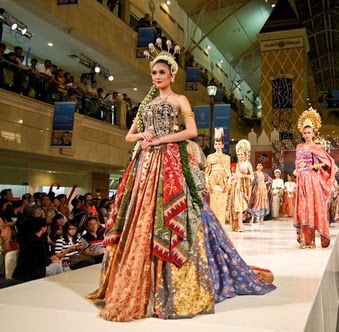 Modern Kebaya Batik Dress - International Kebaya Batik Modern