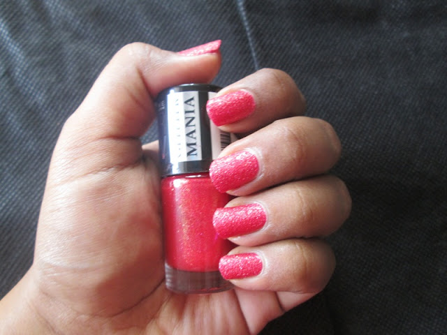 Maybelline Color Show Glitter Mania Red Carpet Review, Swatches & NOTDs