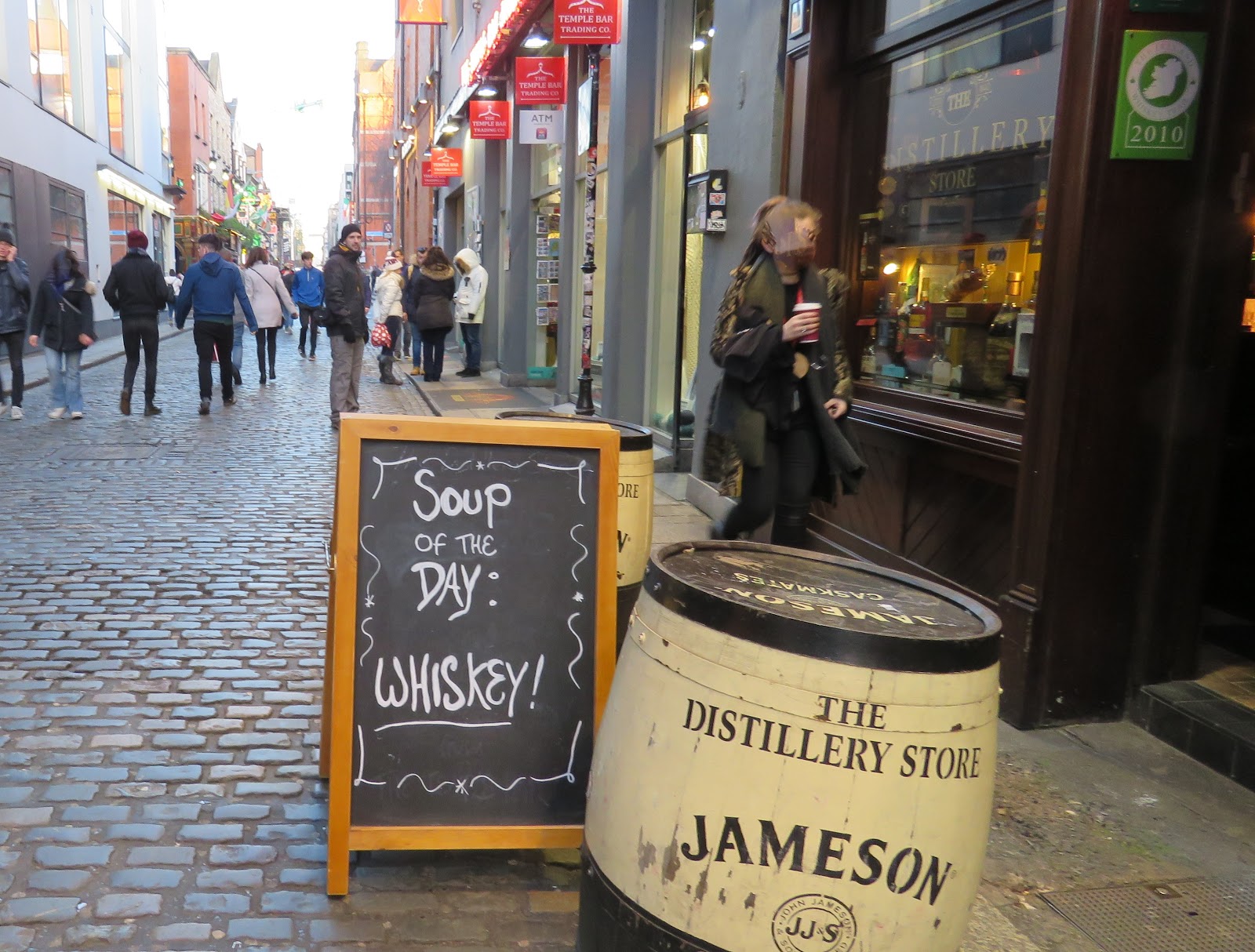 Irlanda 10 souvenirs típicos de Dublín Qué comprar de recuerdo