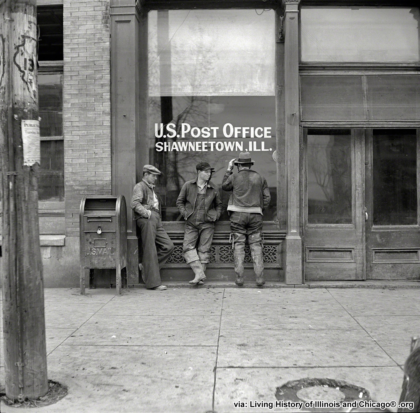 The Digital Research Library of Illinois History Journal™ The U.S