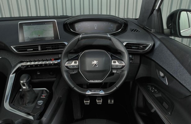 2017 Peugeot 5008 GT Line 1.2 Perutech 130 2017 Peugeot 5008 GT Line 1.2 Perutech 130